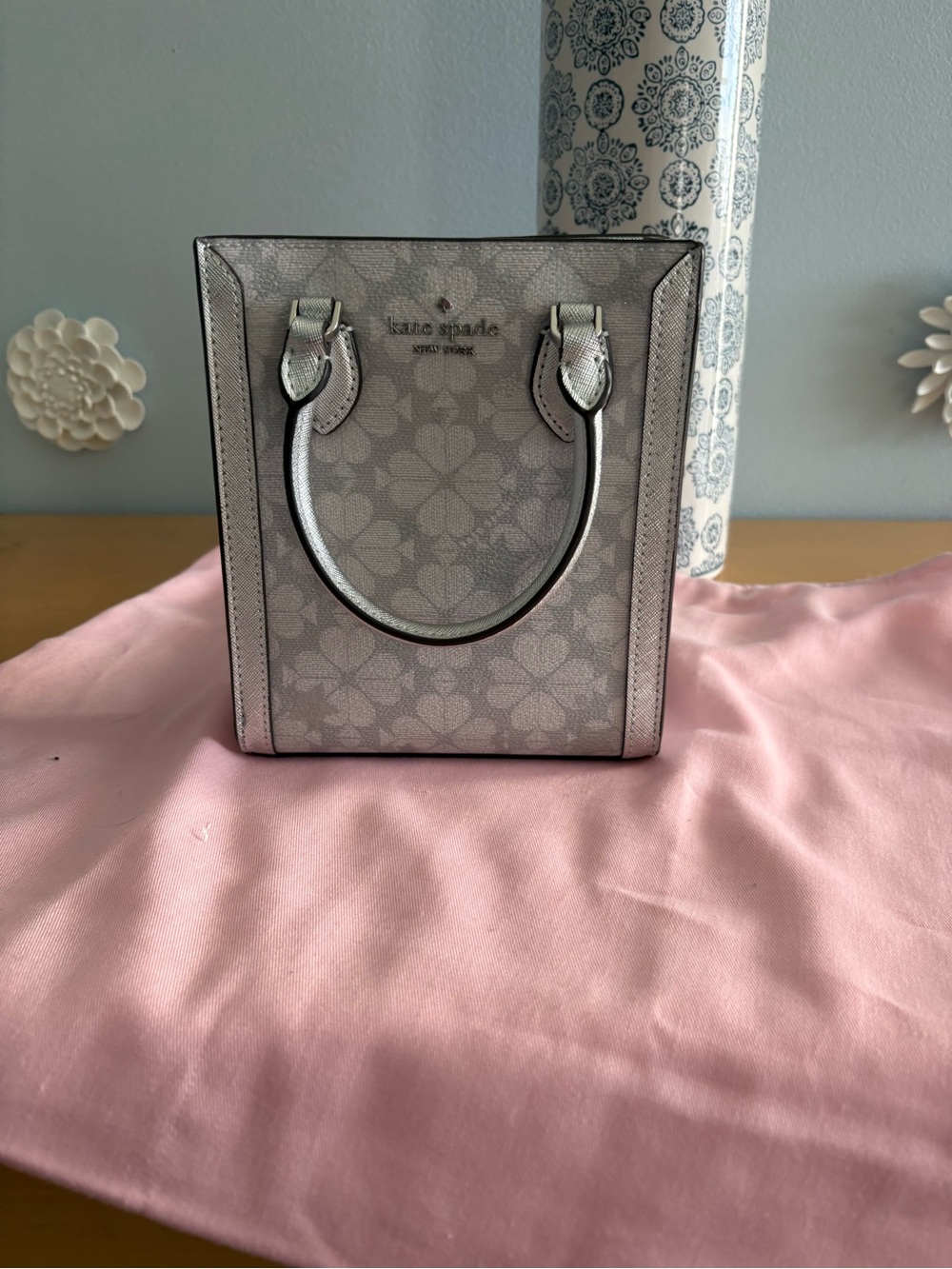 Kate Spade silver floral-pattern small tote with crossbody strap - Picture 10 of 10